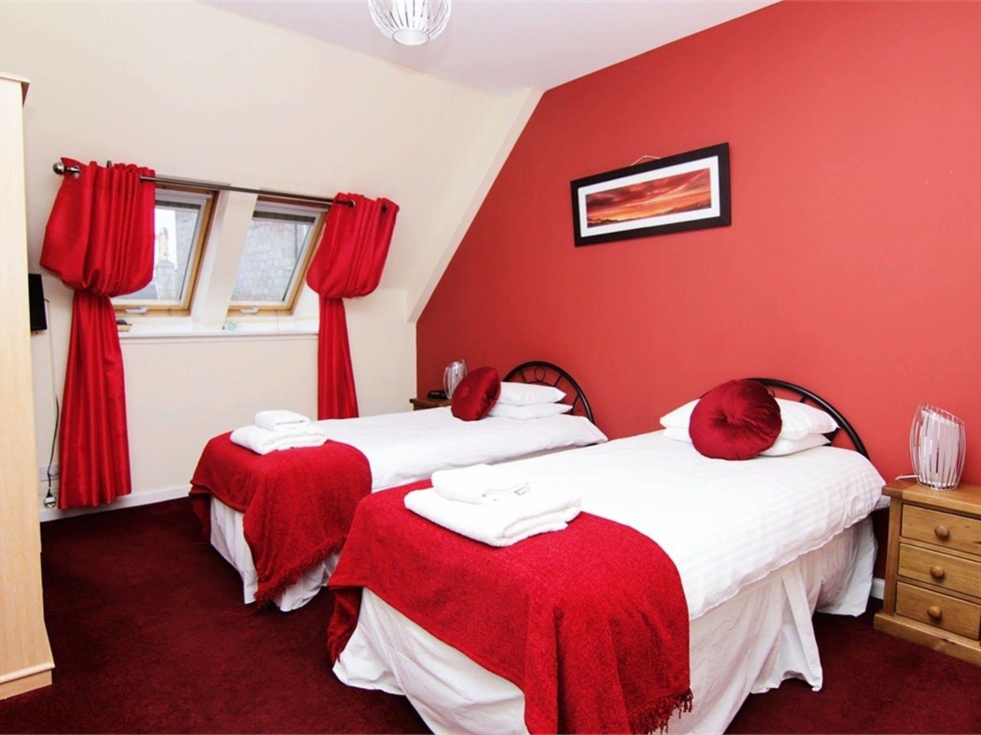 Rosemount Palace Bed & Breakfast Aberdeen Bagian luar foto